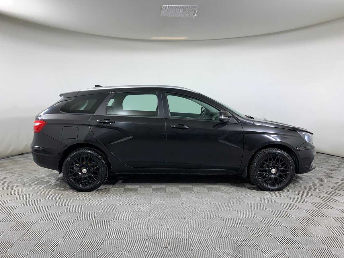 Купить Lada (ВАЗ) Vesta SW, 2018, 126 419 км, фото №4