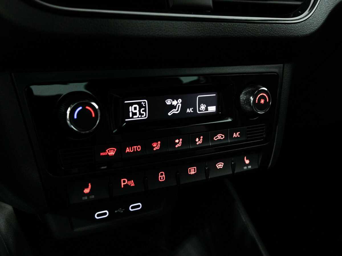 Купить Volkswagen Polo, 2021, 60 207 км, фото №16