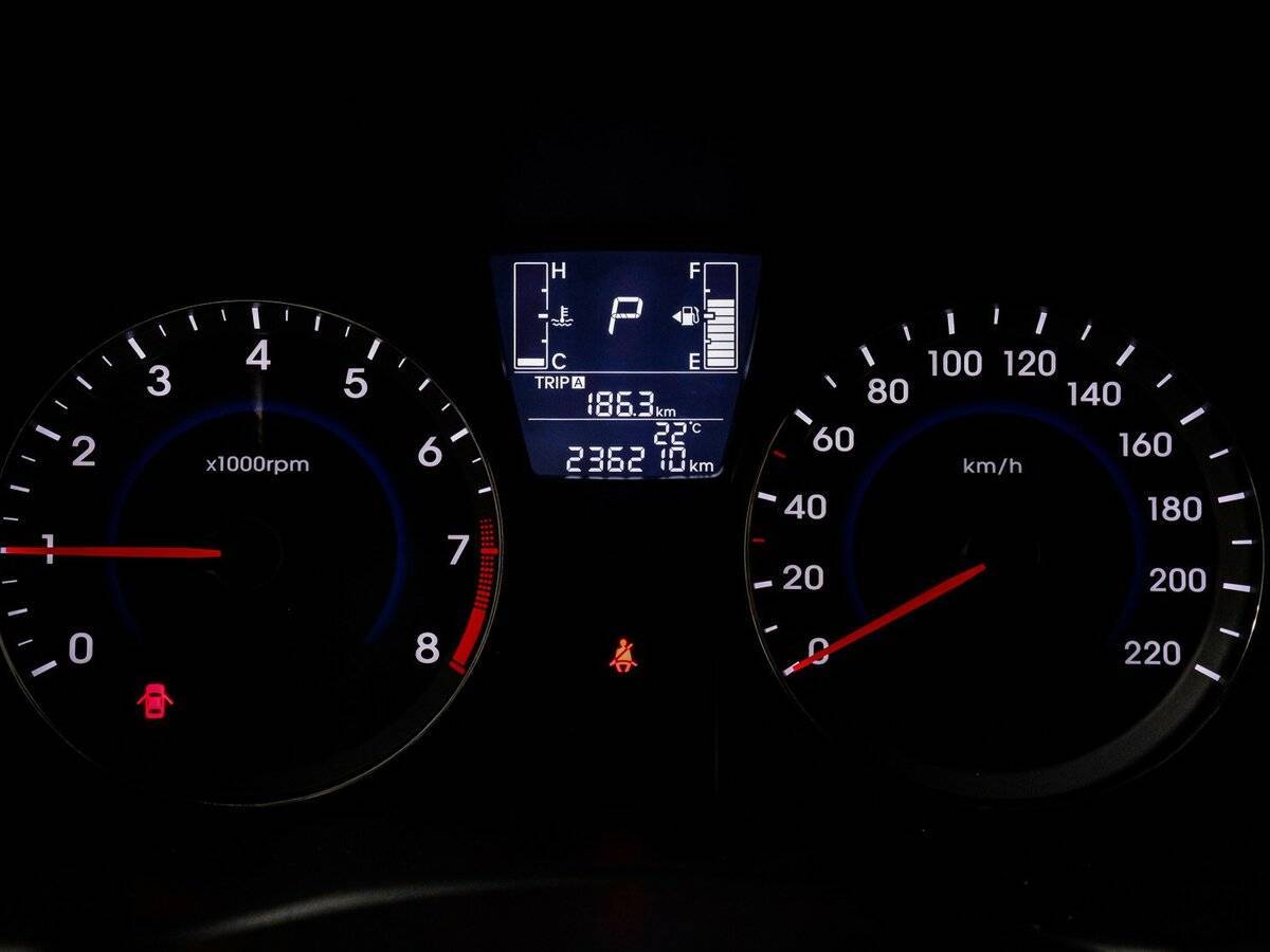 Купить Hyundai Solaris, 2016, 236 209 км, фото №11