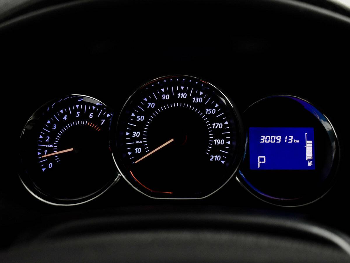 Купить Renault Sandero Stepway II, 2016, 300 912 км, фото №17