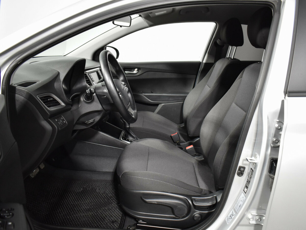 Купить Hyundai Solaris II Рестайлинг, 2020, 80 401 км, фото №10